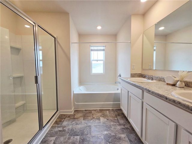 306 Walnut Grove Way, Pendergrass, GA 30567