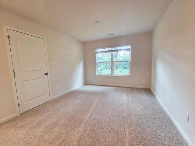 306 Walnut Grove Way, Pendergrass, GA 30567