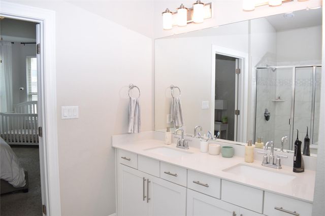 133 Birkshire DR, Georgetown, TX 78626