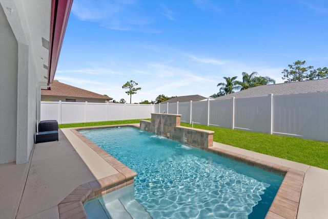 107 Sycamore Drive, Royal Palm Beach, FL 33411