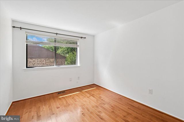 8946 SKYROCK CT, Columbia, MD 21046