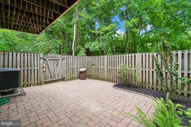 8946 SKYROCK CT, Columbia, MD 21046