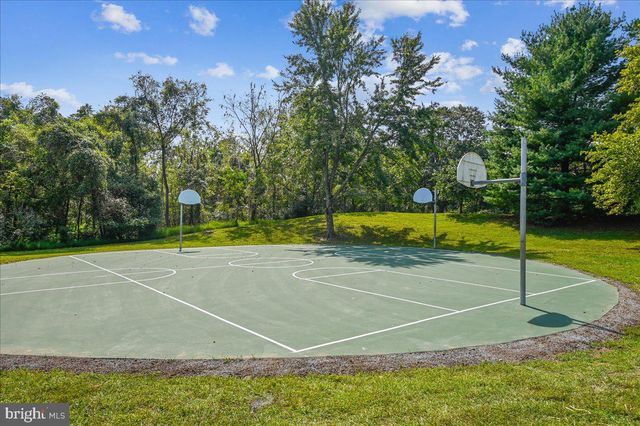 8946 SKYROCK CT, Columbia, MD 21046