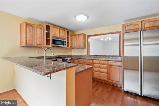 8946 SKYROCK CT, Columbia, MD 21046