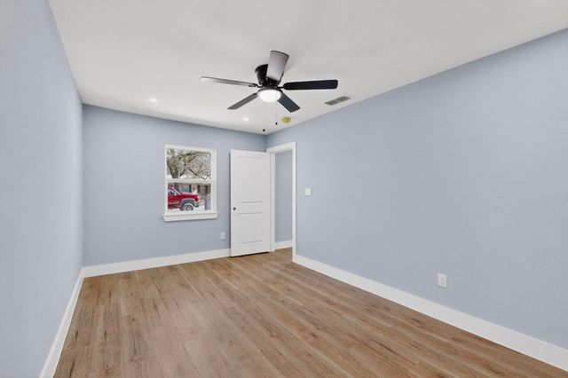 4813 Pebbleridge Drive, Balch Springs, TX 75180