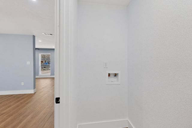 4813 Pebbleridge Drive, Balch Springs, TX 75180