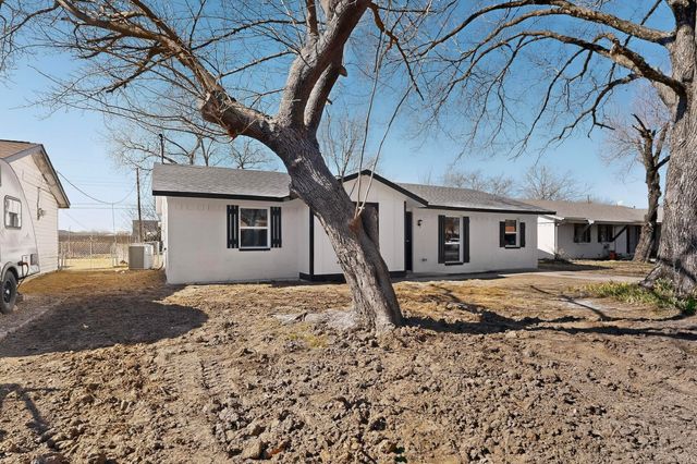 4813 Pebbleridge Drive, Balch Springs, TX 75180