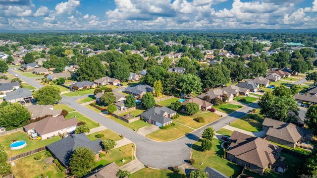 1325 Clarence Drive, Conway, AR 72034