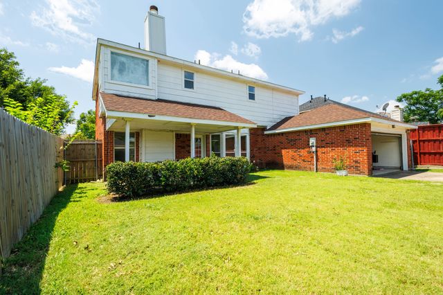 811 Valleycreek Road, Mesquite, TX 75181