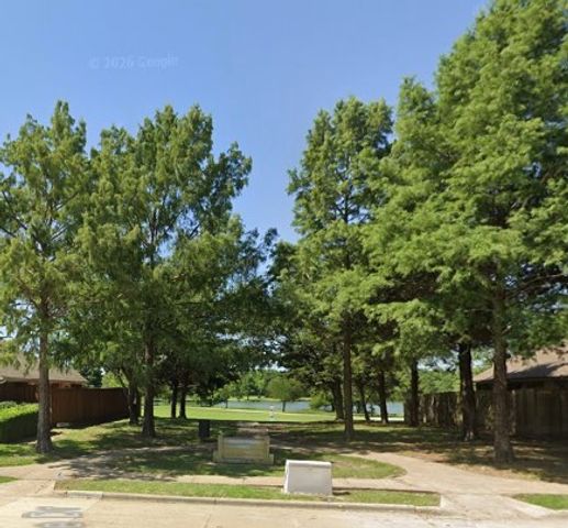 811 Valleycreek Road, Mesquite, TX 75181