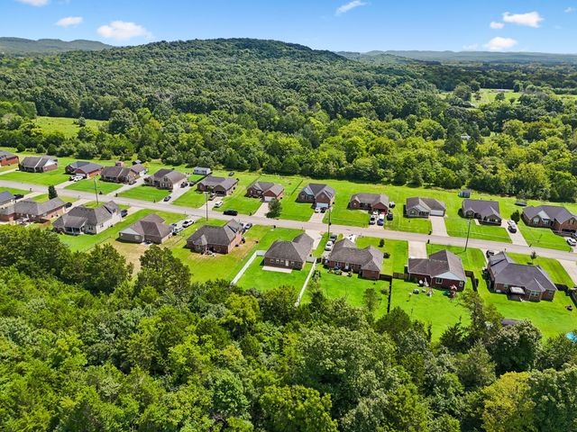 2029 Barretts Ridge Dr, Murfreesboro, TN 37130