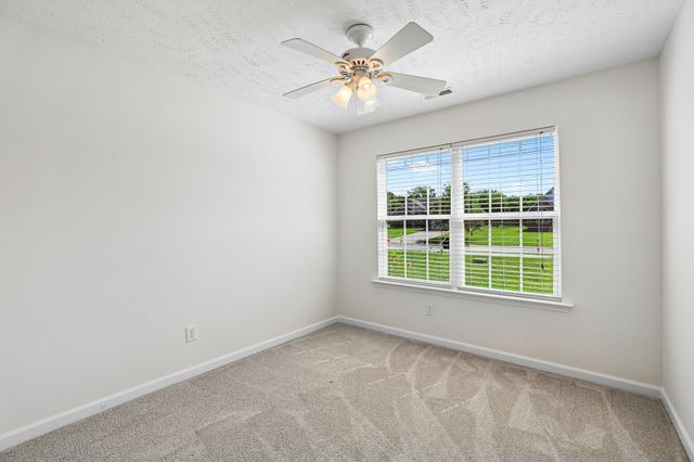 2029 Barretts Ridge Dr, Murfreesboro, TN 37130