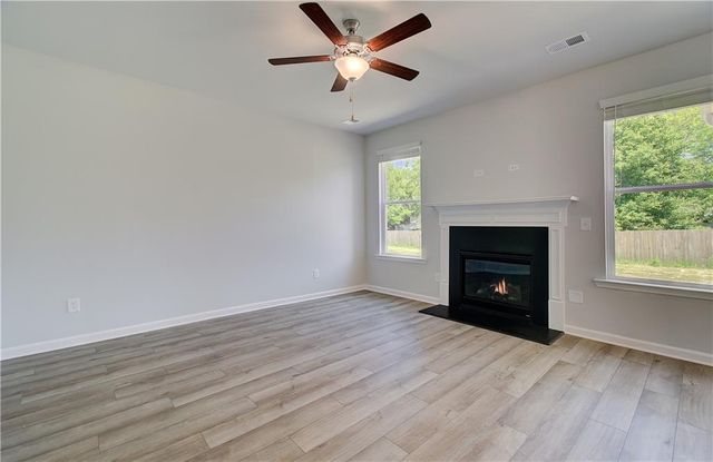 278 Arnewood Circle, Mcdonough, GA 30253