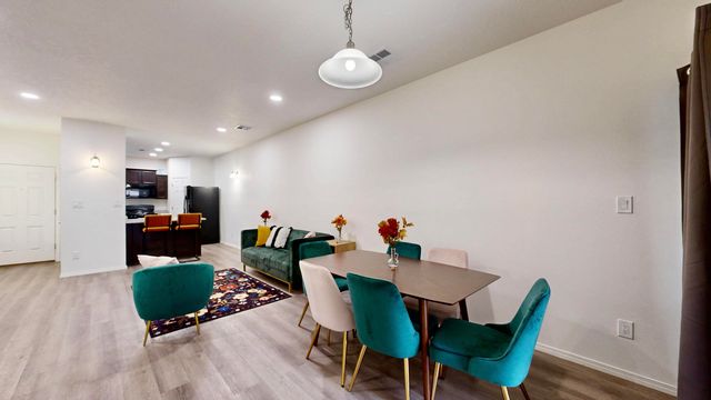 267 San Clemente Avenue NW, Albuquerque, NM 87107