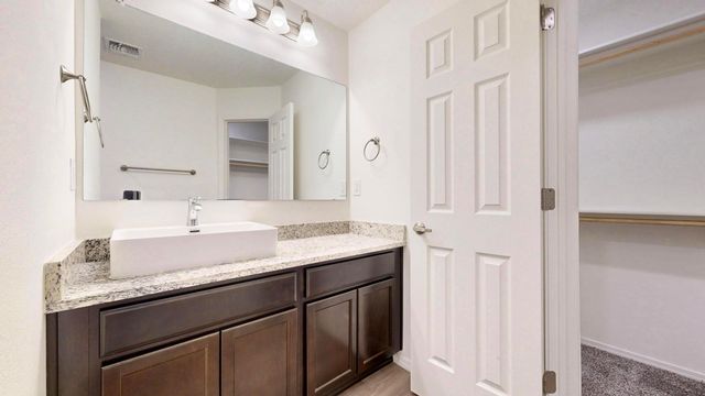 267 San Clemente Avenue NW, Albuquerque, NM 87107