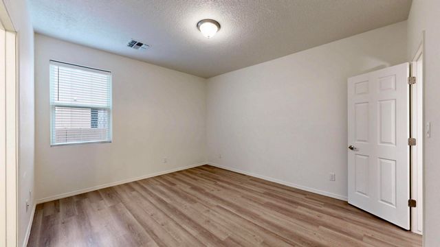 267 San Clemente Avenue NW, Albuquerque, NM 87107