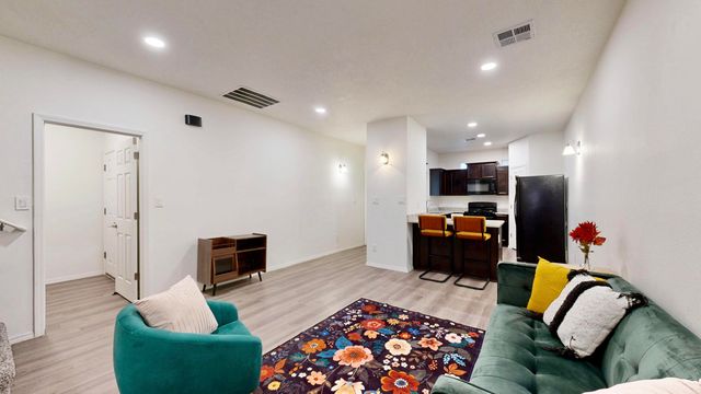 267 San Clemente Avenue NW, Albuquerque, NM 87107