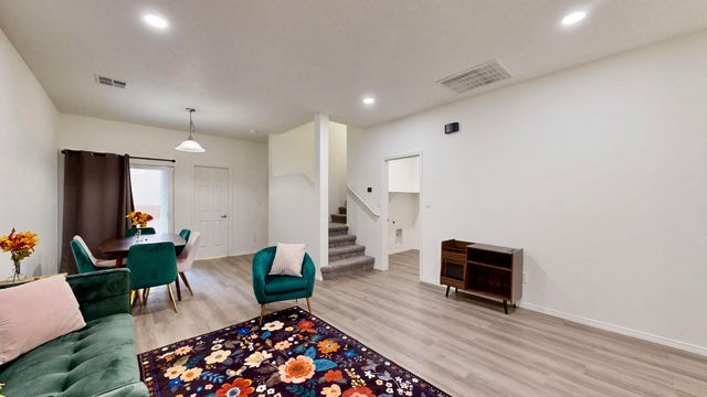 267 San Clemente Avenue NW, Albuquerque, NM 87107