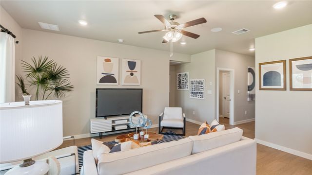 146 Aruba Dr, Rockport, TX 78382