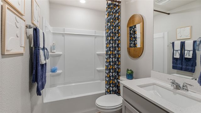 146 Aruba Dr, Rockport, TX 78382