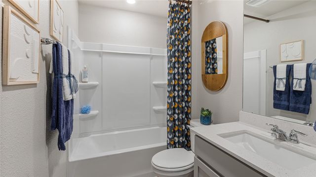 146 Aruba Dr, Rockport, TX 78382