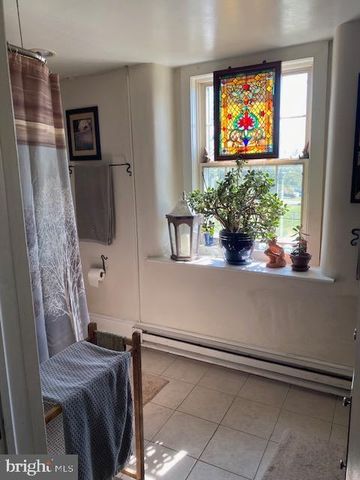 25 FIFTH AVE, Trappe, PA 19426