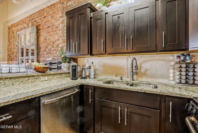 6350 Escondidio Drive D31, El Paso, TX 79912