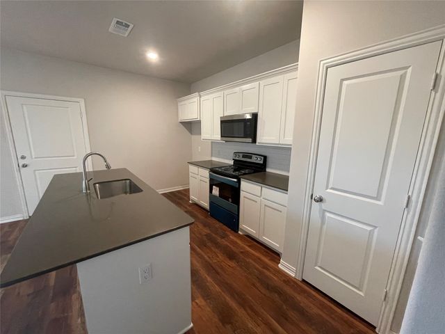 2825 Peony Drive, Sherman, TX 75092