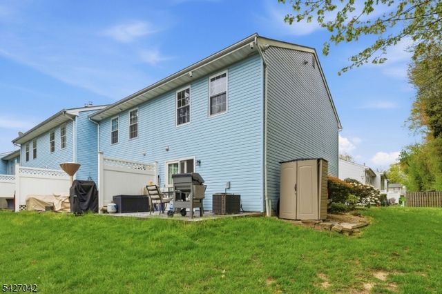 82 Cliffwood Ave, Aberdeen Twp., NJ 07721