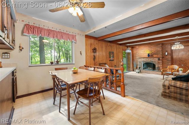 9460 Deer Park Court, Fenton, MI 48430