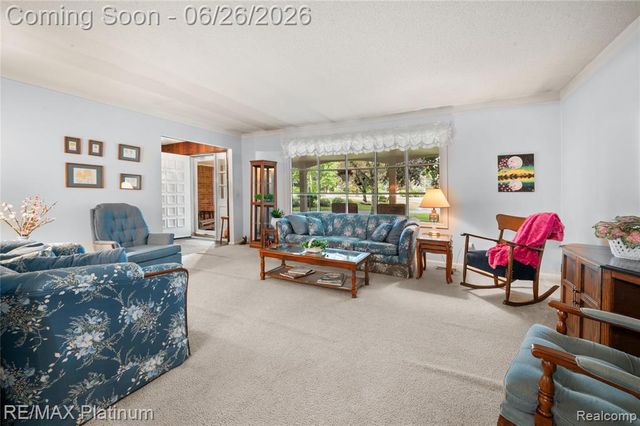 9460 Deer Park Court, Fenton, MI 48430