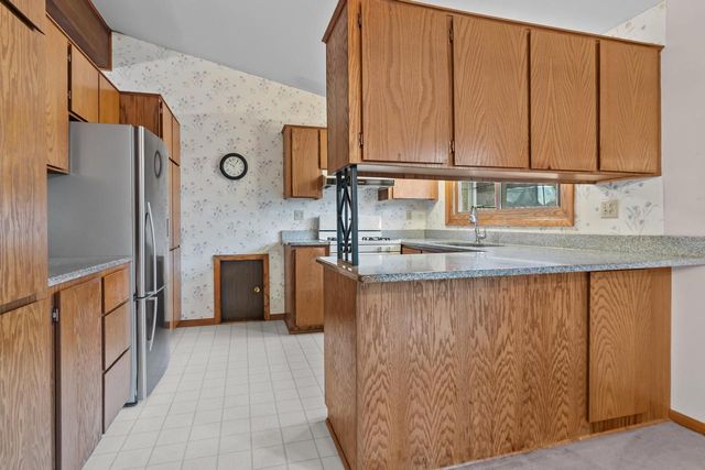 213 Forest STREET, Lake Geneva, WI 53147