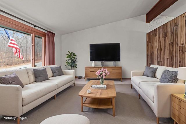 213 Forest STREET, Lake Geneva, WI 53147