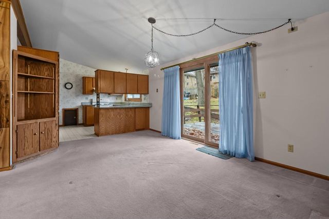 213 Forest STREET, Lake Geneva, WI 53147