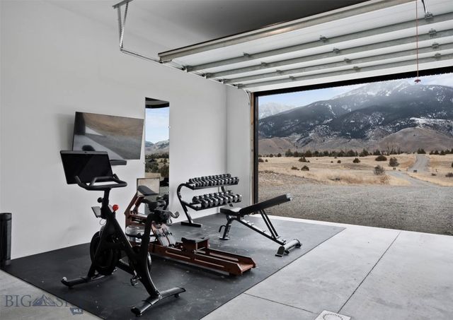 31 Majestic Ridge Trail, Livingston, MT 59047