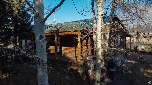 348 N JAKES PLACE RD, Fremont, UT 84747