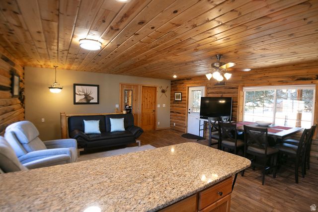 348 N JAKES PLACE RD, Fremont, UT 84747