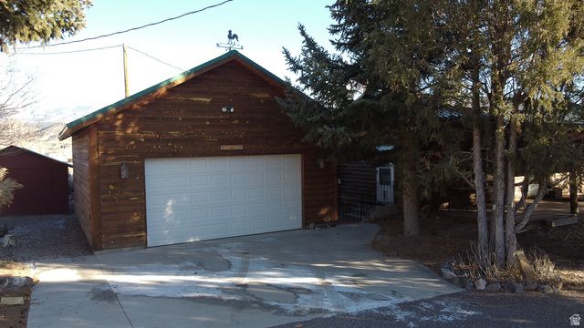 348 N JAKES PLACE RD, Fremont, UT 84747