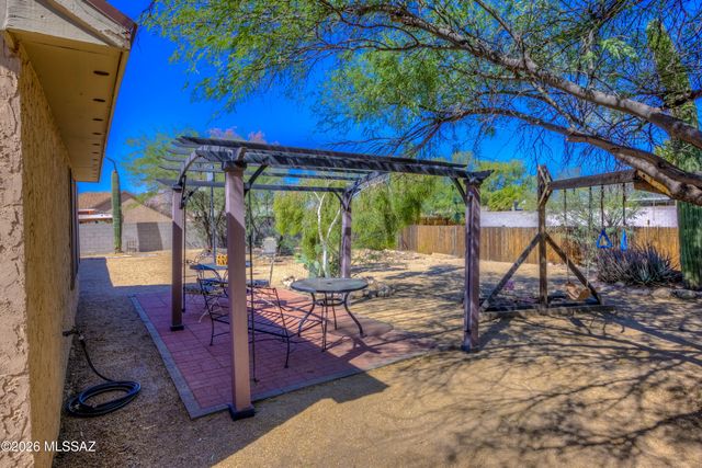 4860 W Vicuna Drive, Tucson, AZ 85742