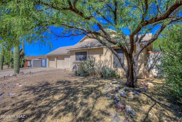 4860 W Vicuna Drive, Tucson, AZ 85742