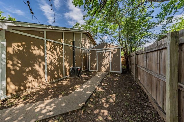 3812 Indian Wells Drive, Arlington, TX 76017