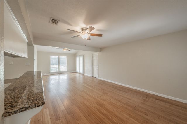 3812 Indian Wells Drive, Arlington, TX 76017