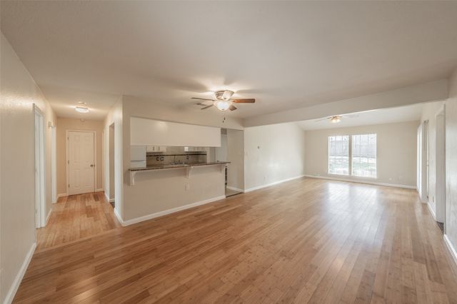 3812 Indian Wells Drive, Arlington, TX 76017