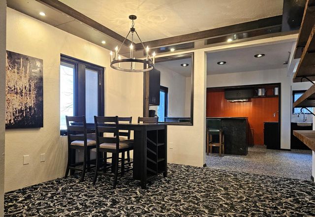 4464 S Whitnall AVENUE, Saint Francis, WI 53235