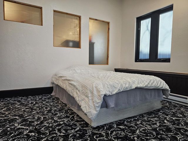 4464 S Whitnall AVENUE, Saint Francis, WI 53235