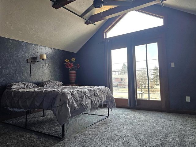 4464 S Whitnall AVENUE, Saint Francis, WI 53235