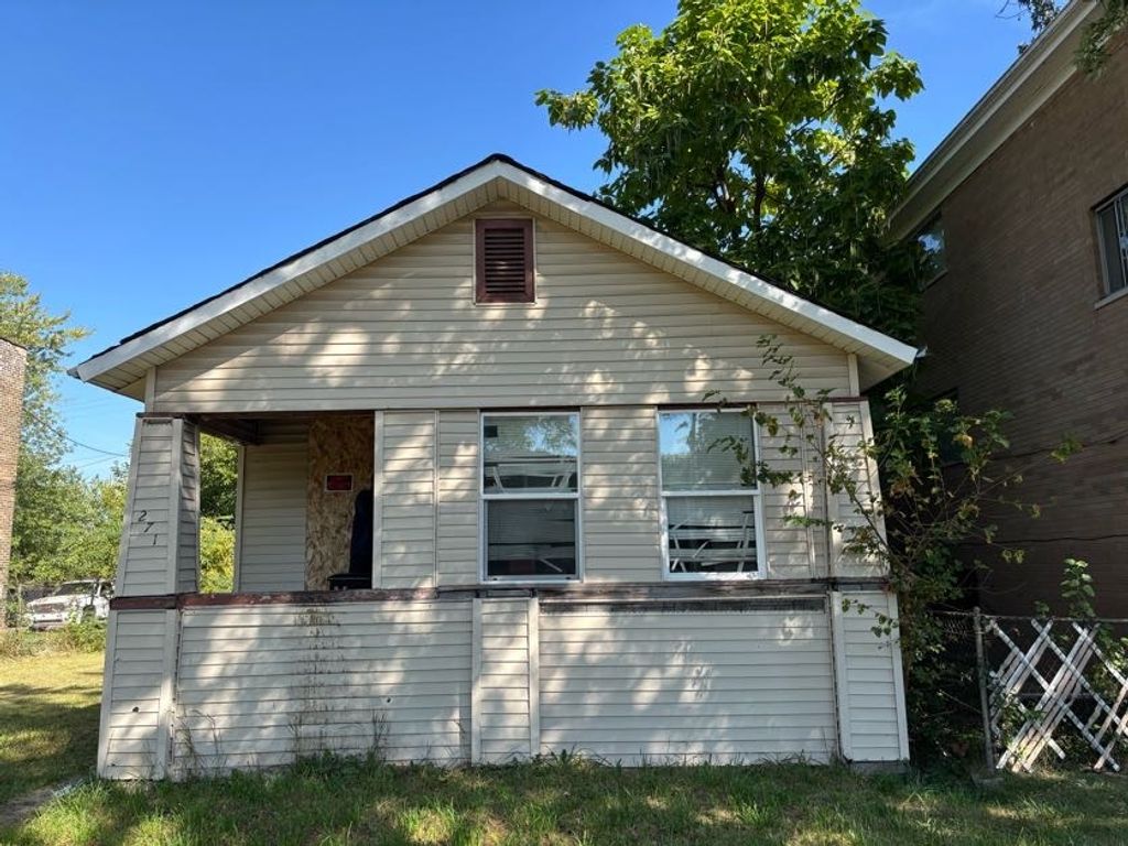 271 E 148th Street, Harvey, IL 60426