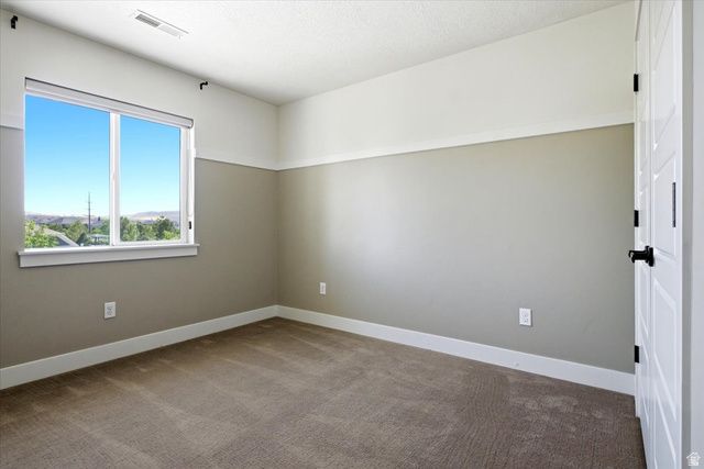 822 W STAR SPANGLED DR, Bluffdale, UT 84065