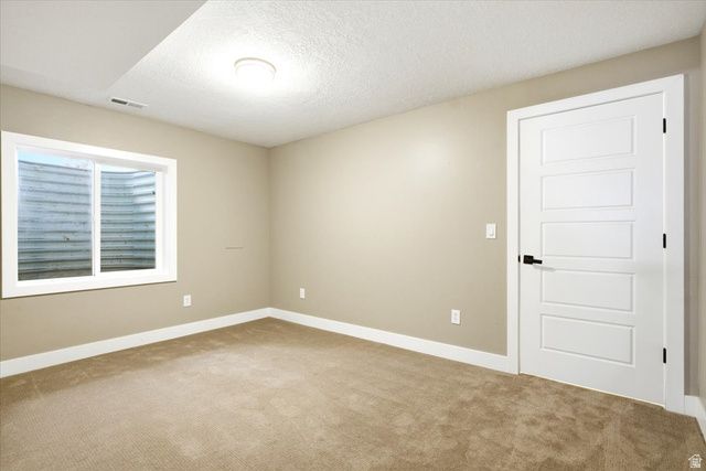 822 W STAR SPANGLED DR, Bluffdale, UT 84065