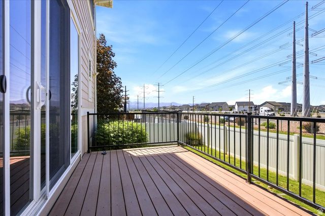 822 W STAR SPANGLED DR, Bluffdale, UT 84065